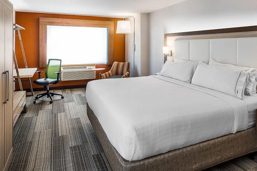 Holiday Inn Express & Suites Halifax - Bedford By Ihg מלון