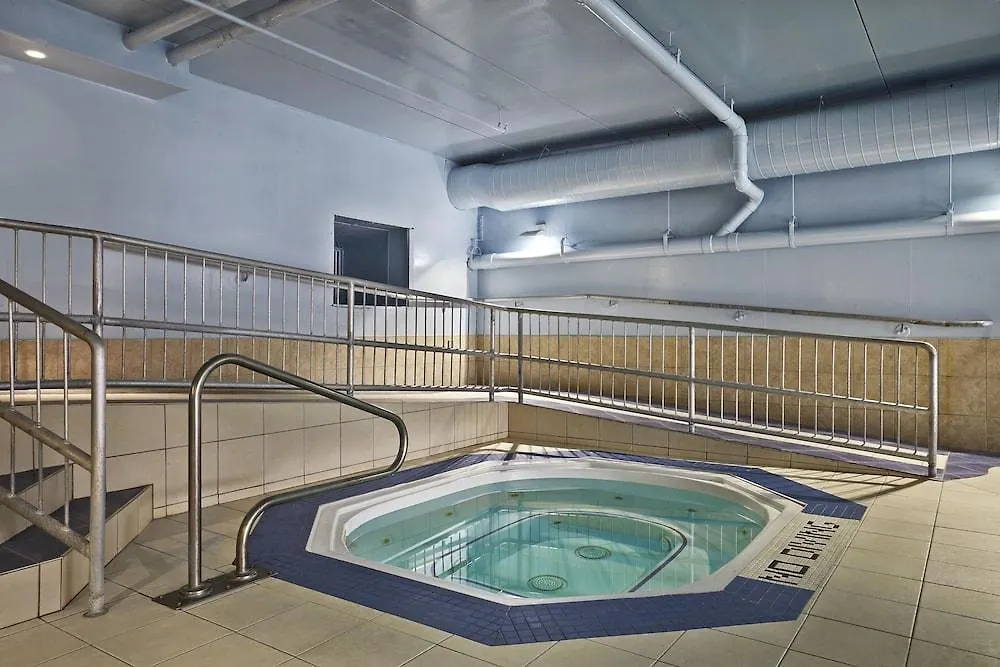 Holiday Inn Express & Suites Halifax - Bedford By Ihg מלון