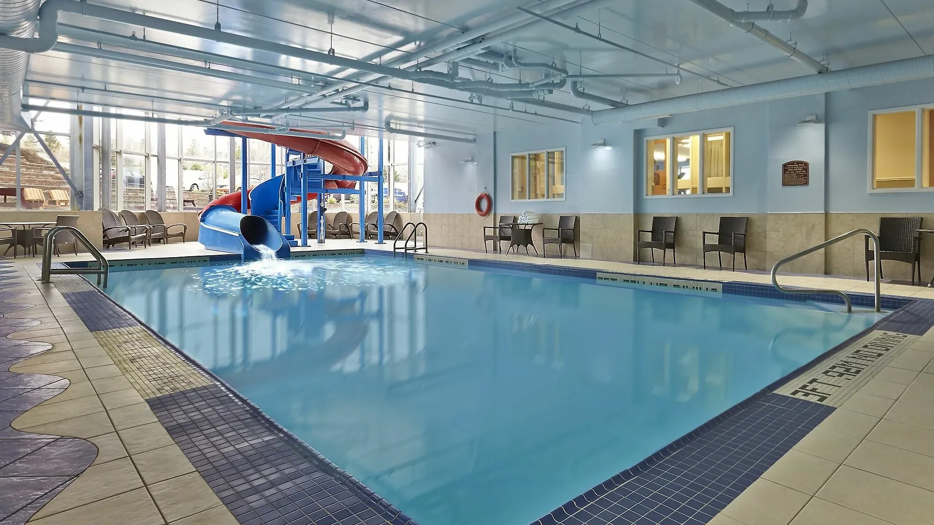 Holiday Inn Express & Suites Halifax - Bedford By Ihg מלון